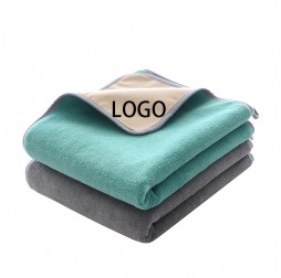 Custom Logo Waterproof Blanket for Screen Protector Application